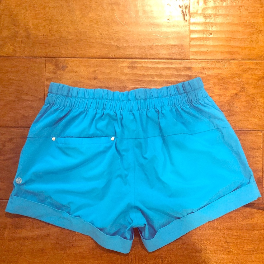 Lululemon Spring Break Away Short